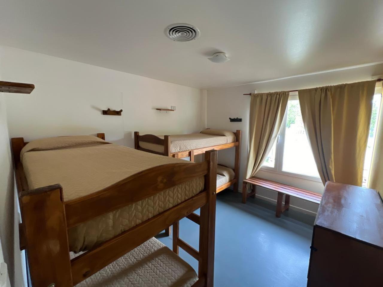 Alma Travelers Hostel El Chalten Εξωτερικό φωτογραφία