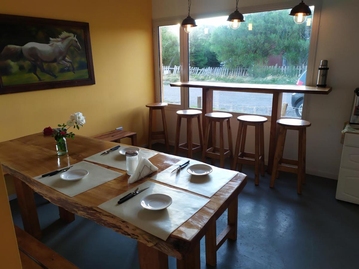 Alma Travelers Hostel El Chalten Εξωτερικό φωτογραφία